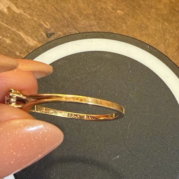 Gold Ring Topaz, 10k - Picture 3 of 3